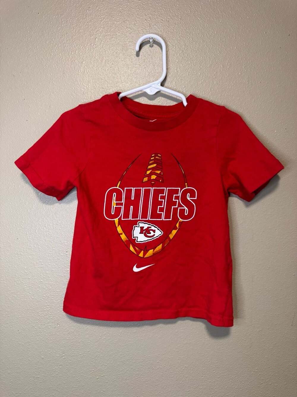 Nike Toddler Kansas City Chiefs Football Graphic T-Shirt Red Size 2T